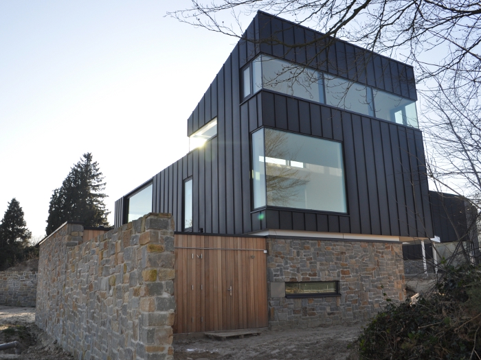 atelier-007-maas-architecten-gerard-ter-hofte-kuiperberg-zink-villa-vrijstaand-natuursteen-glas-zicht-licht-ootmarsum-nieuwbouw-